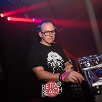 Phi Phi @ Retro Beach 2019